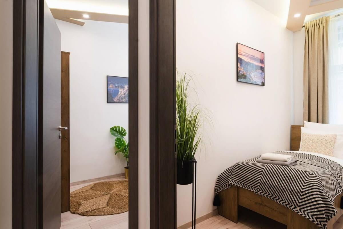 Perfect Place In The Heart Of Downtown Budapest Ngoại thất bức ảnh
